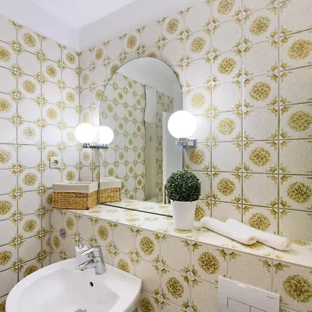 Koerbecke Am 莫内西